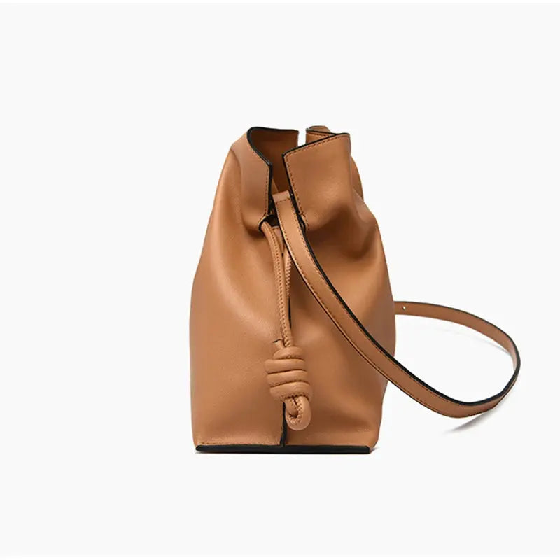 LIVIA | Sac à Cordon en Cuir – Petit Sac Bandoulière Chic Saclya