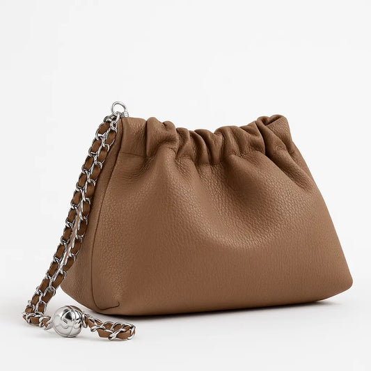 Petit sac à main en cuir marron LILA – design épuré et chaîne chic