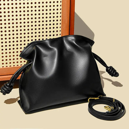 LIVIA | Sac à Cordon en Cuir – Petit Sac Bandoulière Chic Saclya